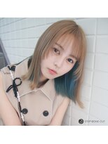 ポルタカリーナサロン(PORTA CARINA SALON)&nbsp;ブルー系カラーと切りっぱなしボブ