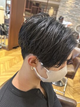 綾瀬 ダズルヘアデザイン(Dazzle Hair Design) ハンサムショート/韓国風