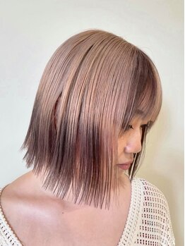 ビーティベーシック(B.t.Basic)の写真/ハイトーンカラーに飽きたらデザインを◆お客様1人1人の髪型やLifeStyleに合わせて自分に似合うカラーに♪