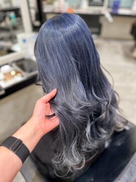 アパカバール 鳳店(Apa kabar) 海外風ハイレイヤー＆ブルーヘア
