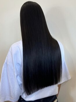 キャンバス(canvas)の写真/夏のうねり対策にcanvasで縮毛矯正しませんか。気になるクセを解消し、毎朝のセットがラクに！