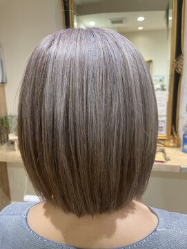 クリック 武蔵新城店(CLiC) シルバーベージュカラー