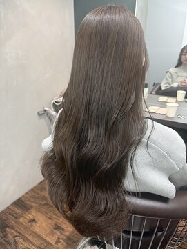 オルカ(ORCA) グレージュ/ミルクティー/透明感/新宿/丸山