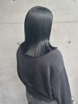 シュリット 溝の口(schritt) ネイビーブルー/黒髪ミディアム　溝の口naomi