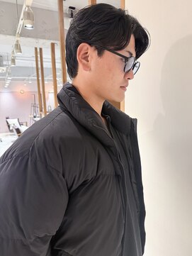 ラミエ バイ メルト 吉祥寺(lamie by melt) 久保田)メンズセンターパートフェザーパーマ毛流れパーマ