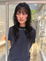 ローエ バイ デコ(Rohe by DECO)&nbsp;[伽羅]くせ毛風ハイレイヤーロングパーマ