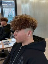 リッチブランドアンドコー(Rich Brand&Co)&nbsp;スパイキーショート　フェード　スペインカール　ルーズパーマ