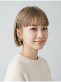 ミニボブ×ベージュ