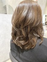 ビーケアーズ リアン(be-cares Lien) 話題のロングウルフ　レイヤースタイル