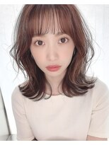 ミディアムくびれ（耳かけ毛先パーマイメチェン）