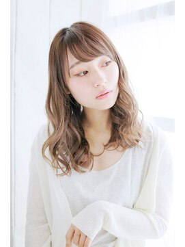 プティルカ ディーシー本店(PutiLuca D.C.) ゆるふわミックスベージュスタイル