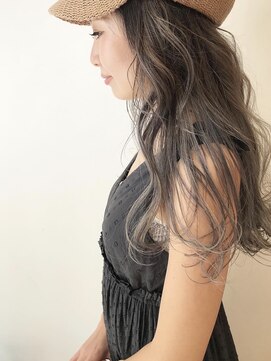 ナナバイロッカ(nana by rocca) 春カラー/シルバーベージュ/抜け感ヘア