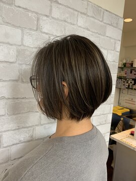 ヘアーアンドメイクビィフォー(hair&make b four) 脱白髪染めハイライト