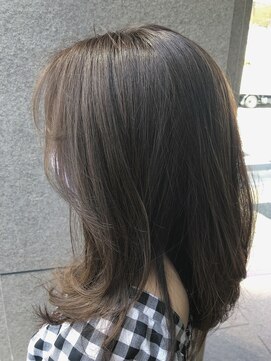 バルベストーキョーサウス(BARBES TOKYO SOUTH) ツヤグレージュミディ【RISA】