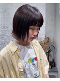 ぱつっと切りっぱなしボブ