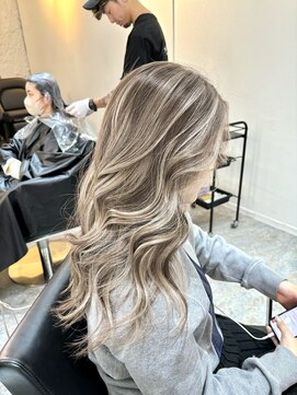 ブレンド 渋谷(BLend) ハイライトカラーマチルダボブインナーグレージュ前髪