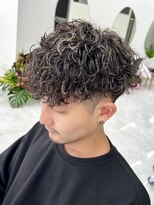 ジーニー 本厚木(Genie) ウルフ/アッシュブラック/カルマパーマ/ベリーショート[本厚木駅