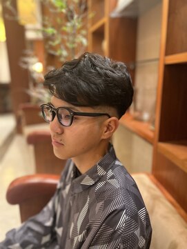 ザトコヤバー 松坂屋名古屋栄店(THE TOKOYA Bar by REIELEGANCE ) メンズ ニュアンスパーマヘアスタイル 栄理容室