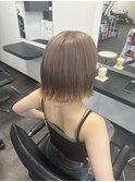 ミルクティーベージュ