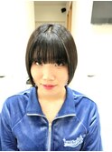 ★襟足より上部から鋭い前下がりラインの韓国系限界ミニボブ♪