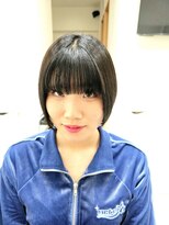 メタ(META) ★襟足より上部から鋭い前下がりラインの韓国系限界ミニボブ♪