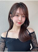 ホワイトグレージュくびれヘアスタイル