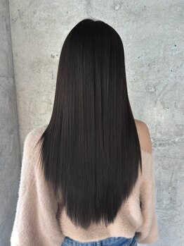 ニコ(25nico)の写真/ダメージレスで自然な柔らかさのストレートヘアに♪