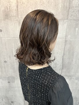 リティアンドビューティースタジオモッズシブヤ(LITTY&beauty studio M.O.D shibuya) #巻き髪風パーマ#ウェーブパーマ#パーマスタイル#ミディアムヘア