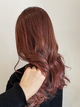 アヴェリー(avely) ミディアムレイヤー/ひし形/髪質改善/くびれヘア