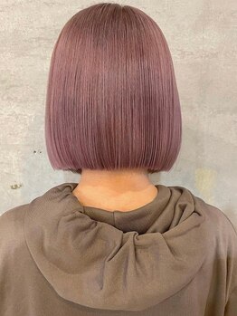 髪質やクセを活かした扱いやすいスタイルが人気！人気のショートやボブもお任せ下さい。再現性も◎