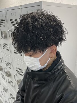 フィフス(fifth) 原宿ツイストスパイラルパーマメンズパーマラウンドマッシュ黒髪