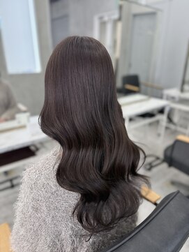 ジーナ 新宿(Zina) 【本多担当】柔らかく透けるラベンダーカラー