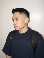 メリケンバーバーショップ トーキョー(MERICAN BARBERSHOP TYO) メンズカットバーバースタイルスパイキーショートフェードボウズ