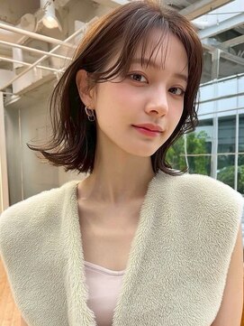 クイーン バイ ノイズ 西院(QUEEN by noism) ナチュラルレイヤートレンドカラー韓国風シースルーバング