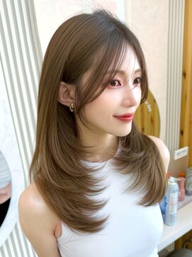 ミリバイアフロート(MIRI by AFLOAT) 【島田佑】ミディアムレイヤーカットグレージュ顔周りカット
