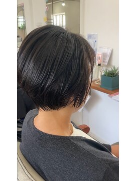 ヘアーアンドメイクアップモパ ショートヘア