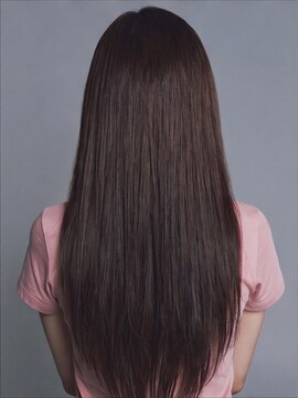 キヴィ(kivi) くせ毛もまっすぐ 自然な縮毛矯正×艶ストレートロング