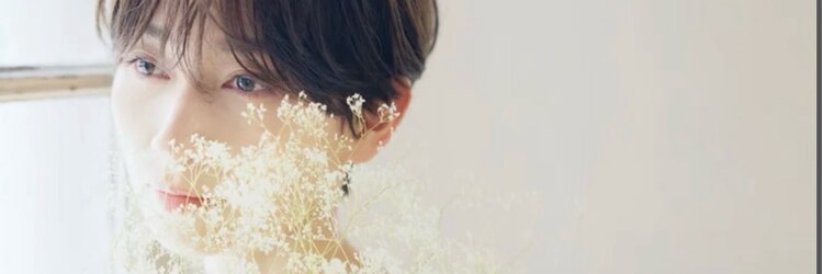 ファム(femme)のサロンヘッダー