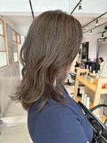 アカラ(acala)&nbsp;レイヤーミディアム【20代30代40代/イルミナカラー/髪質改善】