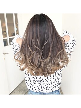 レイズ 立川(RAYS) 【RAYS/金本】外国人風バレイヤージュ×ミルクティーグレージュ