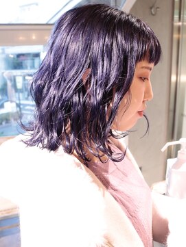 ロリム(RorriM) ミディアムスタイル　パープルアッシュ　ダブルカラー