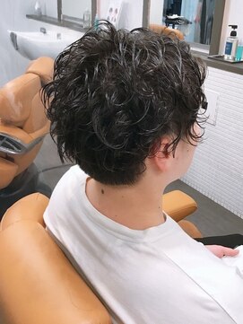 スカイシープレイス 錦糸町 スパイラルパーマサイドグラデーション<理容室>[錦糸町]