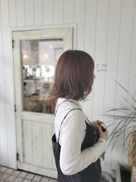 ヘアスペース リズム グリーン(Hair space Rizm green) スタイル自在！肩上ボブ！