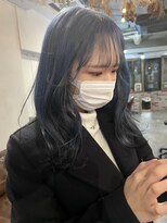 トロニー(TLONY)&nbsp;ブルーカラー　くびれヘア　stylist/miaki