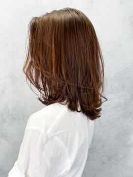 アイティー バイ アルバム 浦和店(IT by ALBUM) 大人ウルフ_くびれヘアビタミンカラーメルティカラー_ba337513