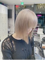 ワンズナゴヤ 名古屋栄店(ONE's NAGOYA) スペインカールスパイキーショートフェザーパーマブルーブラック