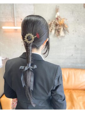 ジジデザイン(jiji DESIGN) タイトポニー