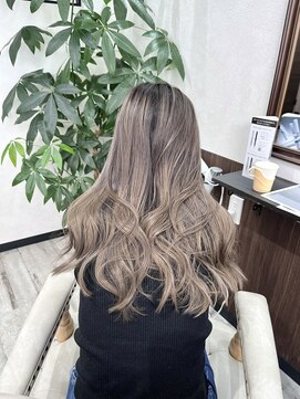 ベルヘアーデザイン 堺東(Belle hair Design) アディクシーカラー/レイヤーカット/ハイトーン/カラー/外国人風