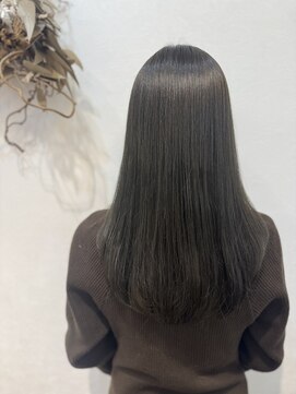 ゼン ネオ(Zen Neo) ツヤ髪スタイル