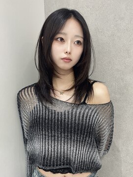 ジーナ 福岡天神(Zina) 韓国ヘア/ミディアムレイヤー/レイヤーカット/Zina福岡天神